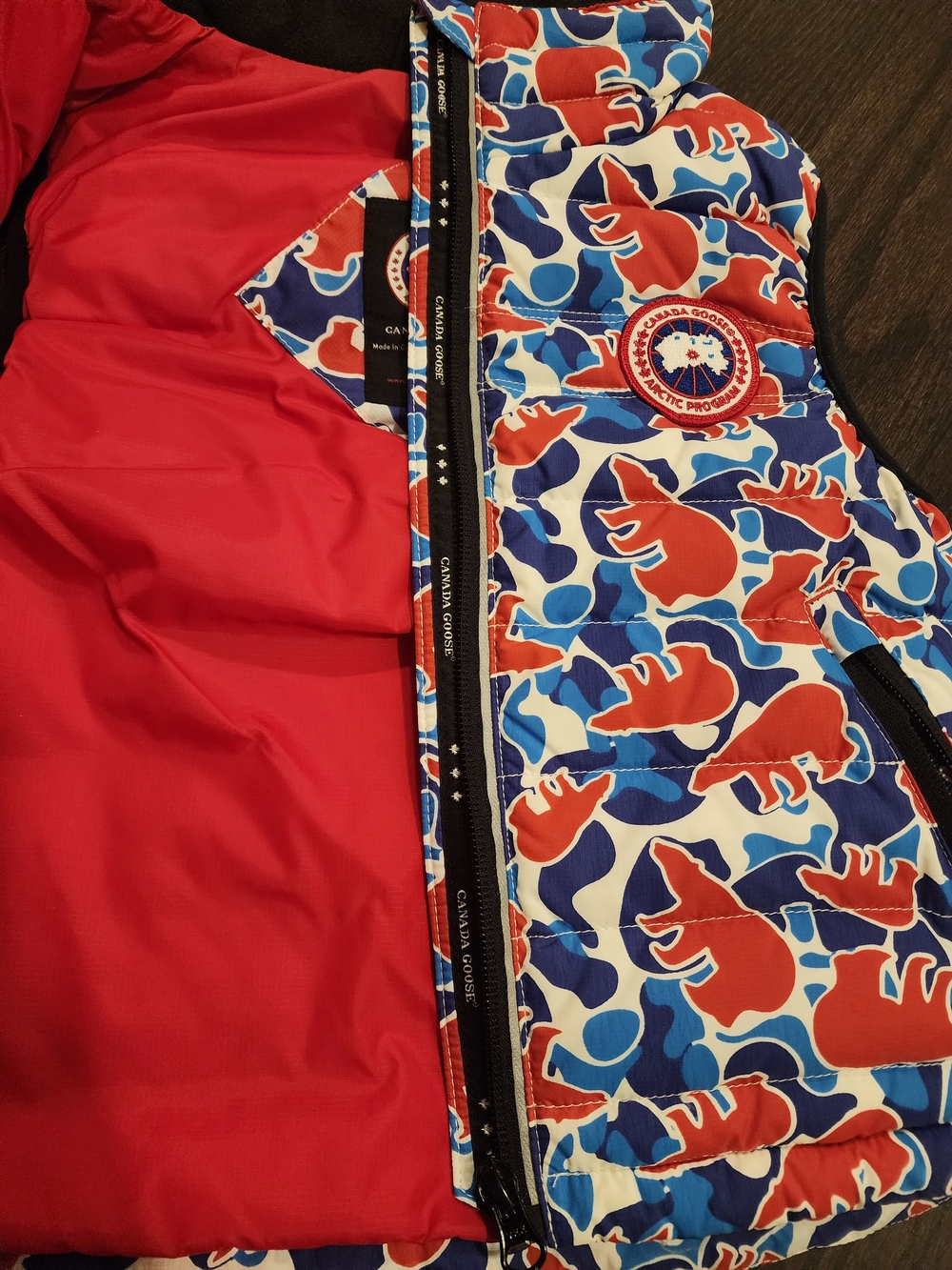 Canada Goose Kids Puffer Vest in Red, Blue & White Bear Print - Picture 3 of 8
